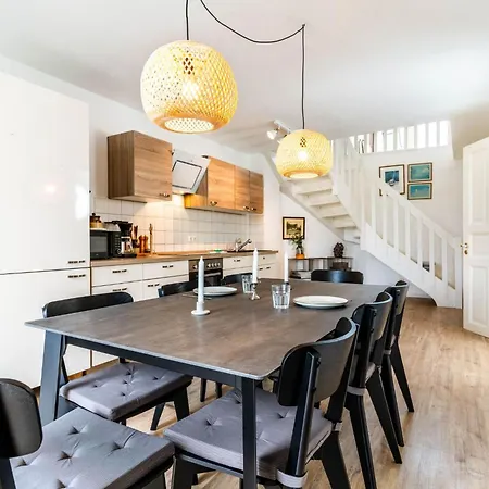 Apartment Himmelskoje Mit Grosse Dachterrasse & Hafenblick By Interhome *